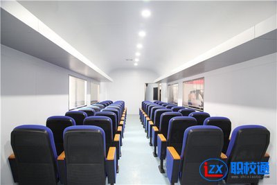四川航空學(xué)院老師教學(xué)師資怎么樣