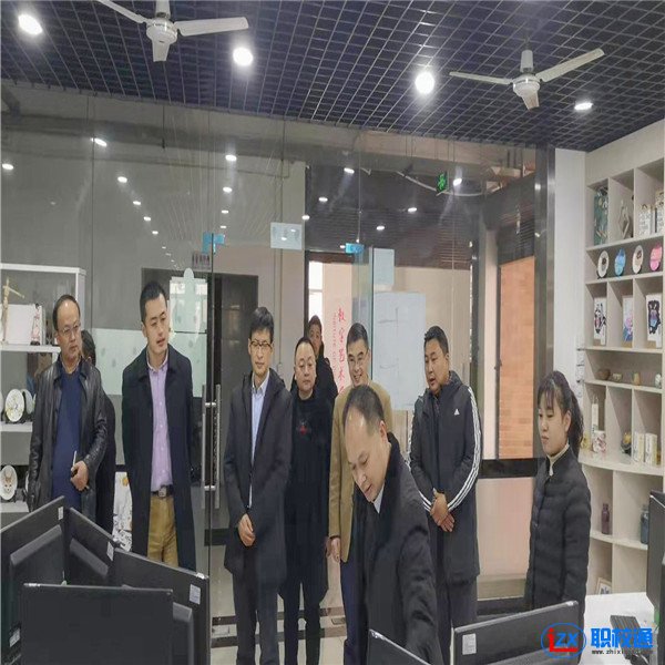 五月花學(xué)校讓政策法規(guī)為技能人才保駕護(hù)航