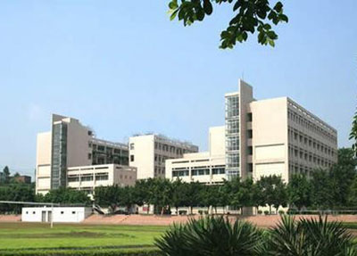 校園操場(chǎng).jpg