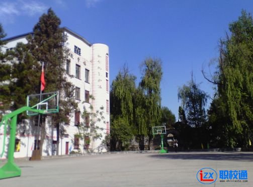 資陽市雁江區(qū)忠義高級職業(yè)中學(xué)開設(shè)了哪些專業(yè)