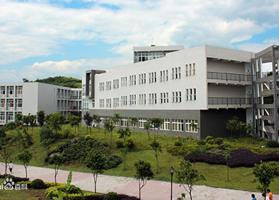 重慶財經(jīng)職業(yè)學院
