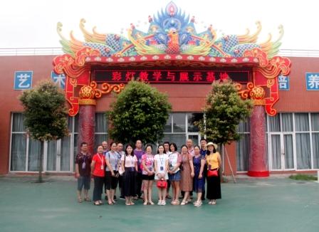 郫縣友愛職中到我?？疾旖涣鞑薀籼厣珜I(yè)建設(shè)工作