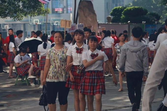 親愛的爸爸媽媽，你眼中的孩子長(zhǎng)大了