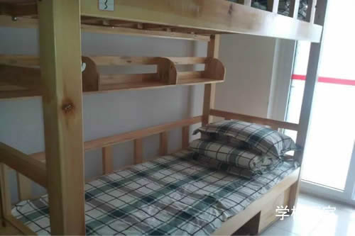 成都機電工程學校寢室照片、圖片