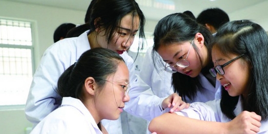  四川省哪些大學(xué)有康復(fù)治療專業(yè)課程