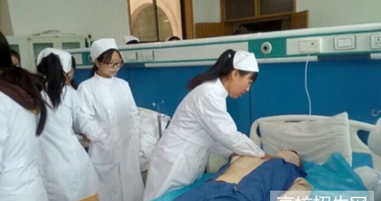  成都衛(wèi)生學(xué)校學(xué)制是多久？是幾年