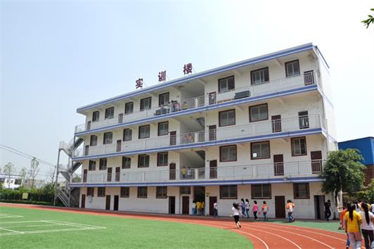重慶光華女子職業(yè)中等專業(yè)學(xué)校環(huán)境