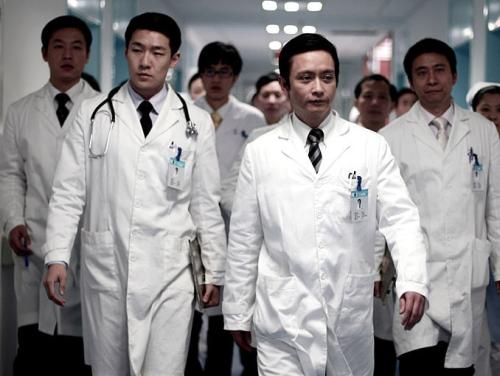 成都初中畢業(yè)的男生可以讀中西醫(yī)臨床醫(yī)學專業(yè)嗎？