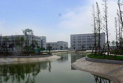  成都指南針職業(yè)技術(shù)學(xué)校2020招生對(duì)象及報(bào)名條件