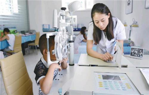 成都眼視光技術(shù)專業(yè)怎么樣？就業(yè)前景怎么樣？