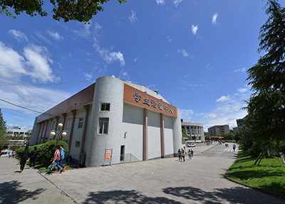 學(xué)生活動(dòng)中心.jpg