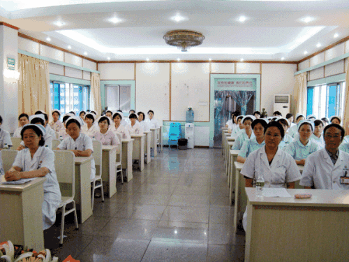 重慶護(hù)理專業(yè)開設(shè)有哪些課程,重慶針灸衛(wèi)校