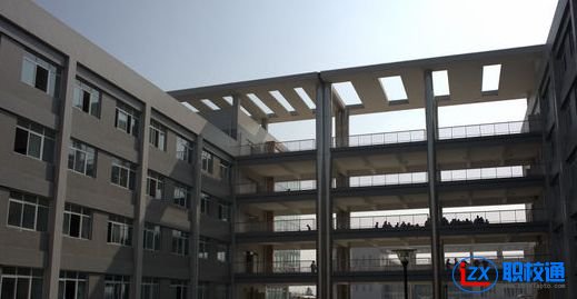 成都信息技術(shù)學(xué)校2020年分數(shù)線多少