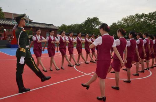 乘務軍訓