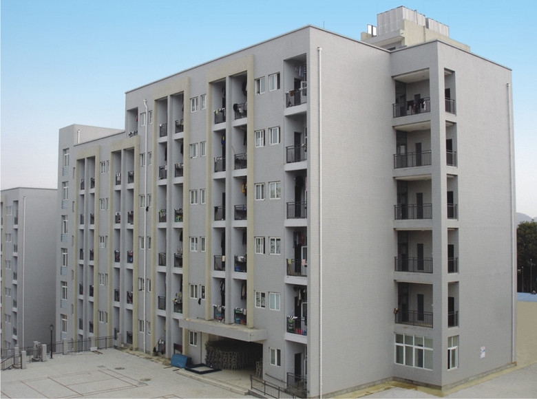 成都郫縣機(jī)電工程學(xué)校怎么樣？