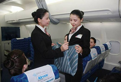 2020年成都航空學(xué)校空中乘務(wù)專業(yè)簡介