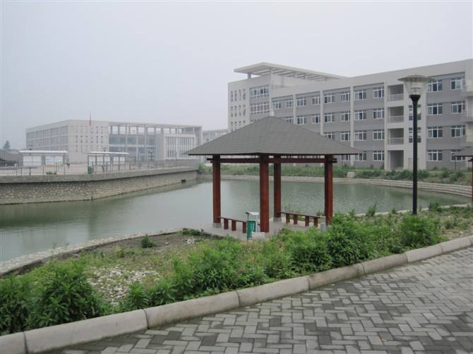 2020年成都市技師學院招生辦聯(lián)系電話