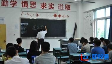成都中專技校學(xué)什么專業(yè)好