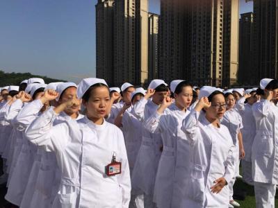 成都護理專業(yè)就業(yè)發(fā)展情況怎樣,成都衛(wèi)校學(xué)校
