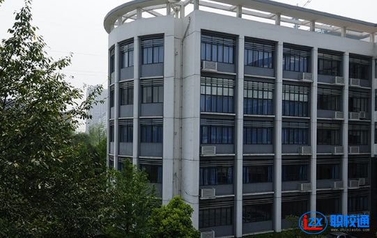 四川省水產(chǎn)學(xué)校開(kāi)設(shè)了哪些專業(yè)