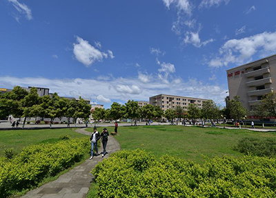 開學現(xiàn)場