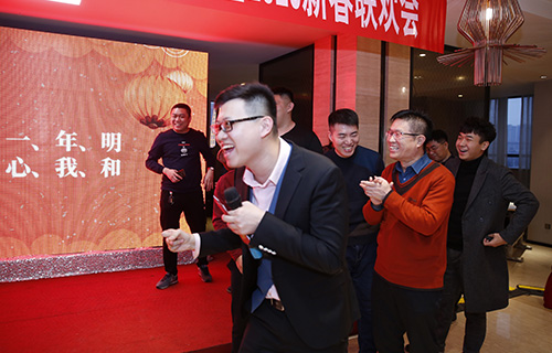 只爭(zhēng)朝夕，不負(fù)韶華——?jiǎng)?chuàng)元教育集團(tuán)2020年年會(huì)回顧