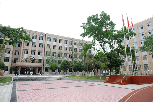 貴陽(yáng)行知職業(yè)學(xué)校的汽修電子工程專業(yè)如何