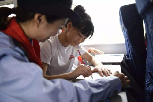  貴陽高鐵職業(yè)學(xué)校2020年報名學(xué)費多少？