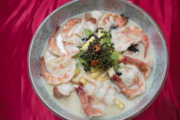 山東藍海：山東省飯店協(xié)會“上海本幫菜”菜品表演培訓(xùn)班在東營藍海國際大飯店舉行