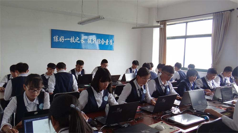 山東威海外國語進(jìn)修學(xué)院師資力量怎么樣？