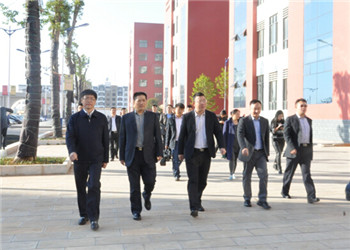 曲靖民用航空學(xué)校2020年五年制大專志愿怎么填
