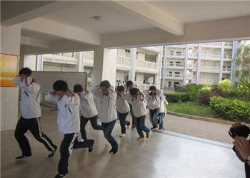 曲靖工商職業(yè)技術(shù)學校2019年五年制大專招生報名