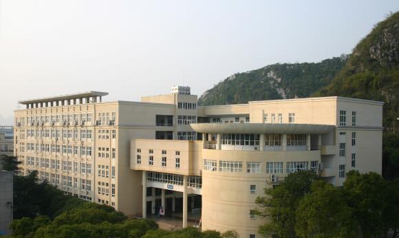 廣西桂林航空專業(yè)院校開(kāi)設(shè)有哪些專業(yè)？