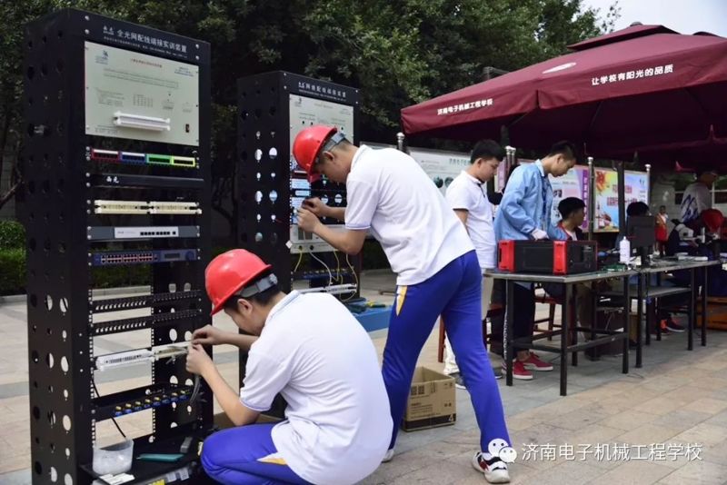 濟南電子機械工程學(xué)校舉行2020年學(xué)校開放日活動