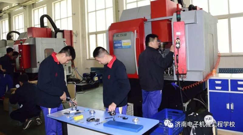 濟南電子機械工程學(xué)校舉行2020年學(xué)校開放日活動