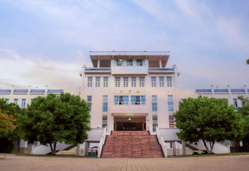 成都正規(guī)的職高學(xué)校在哪里