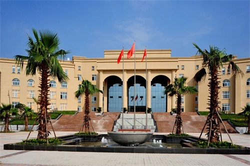 成都文理學(xué)院怎么樣？