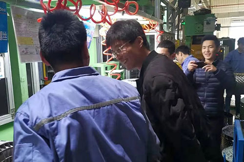 德州交通職業(yè)中等專業(yè)學(xué)校合作企業(yè)合肥美的向?qū)W校捐贈(zèng)口罩