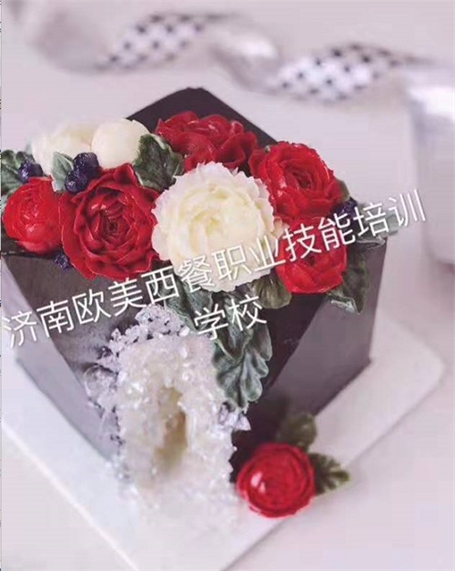 濟(jì)南歐美西餐職業(yè)技能培訓(xùn)學(xué)校怎么樣？