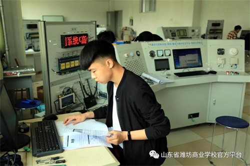 全國冠軍奪首金，山東省濰坊商業(yè)學(xué)校高鐵厲害啦！