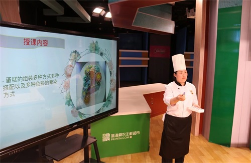 學做精品蛋糕 就來山東藍海職業(yè)學校！