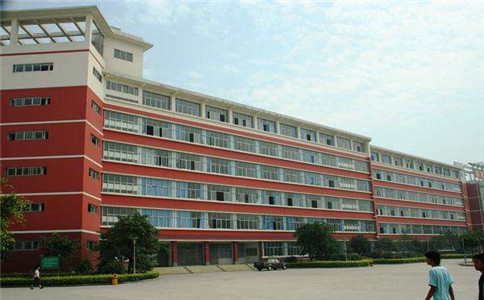 瀘州長江職業(yè)學校2020年招生錄取分數線