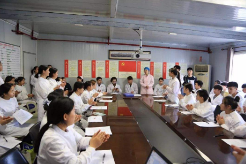  貴陽市南明區(qū)技術(shù)學(xué)校_ 貴陽市神農(nóng)醫(yī)藥職業(yè)技術(shù)學(xué)校招生報(bào)名簡(jiǎn)介