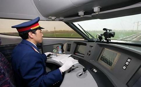 鐵道機(jī)車車輛運(yùn)用與檢修專業(yè)是什么專業(yè)？