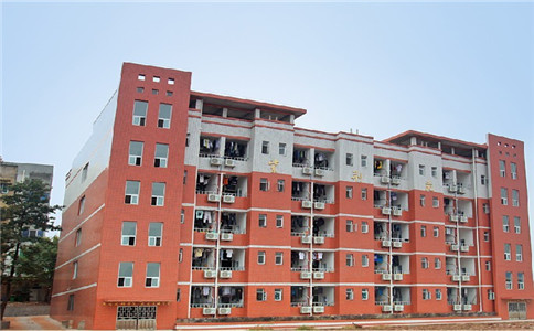 瀘縣建筑職業(yè)中專學校2020年招生專業(yè)