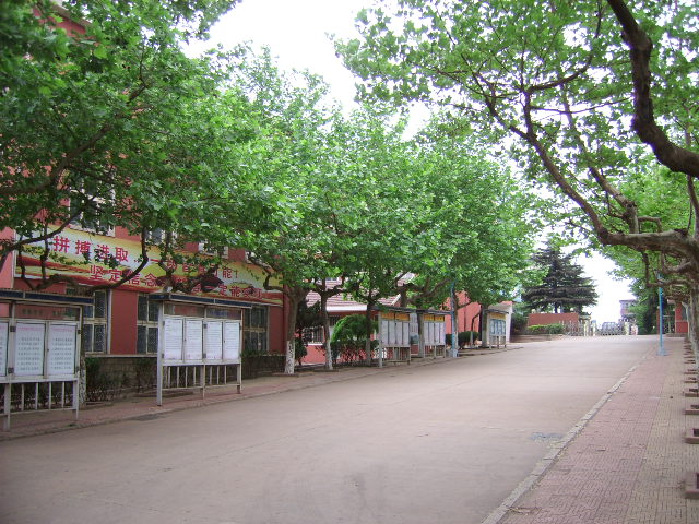 青島航空職業(yè)技術(shù)學(xué)校有哪些辦學(xué)特色？