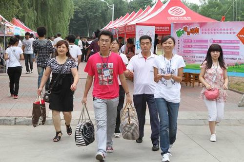 2020年重慶理工大學(xué)大一新生開學(xué)報到時間和新生入學(xué)手冊指南