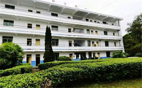 自貢市旅游職業(yè)高級中學(xué)2020年招生計劃及招生對象