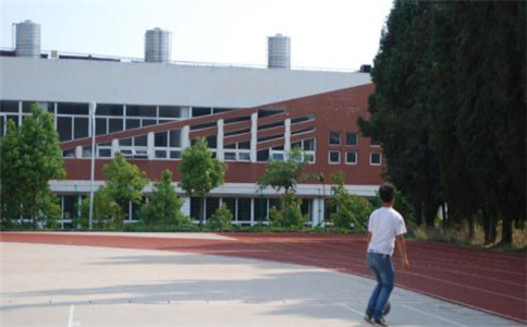 云南新西南技工學校2020年招生簡章