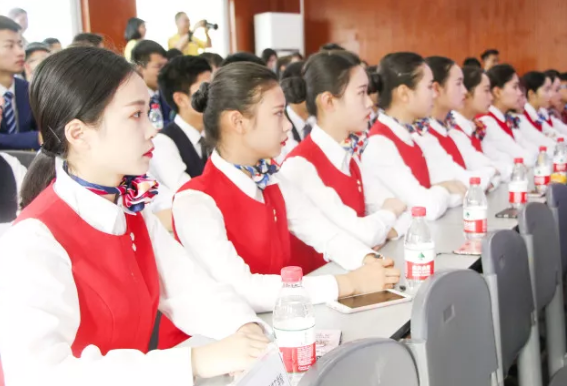 成都衛(wèi)生學(xué)校介紹臨床醫(yī)學(xué)專業(yè)是一個(gè)怎么樣的專業(yè)?